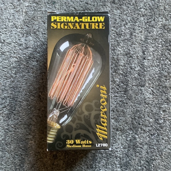 Assorted light bulbs - Picture 13 of 15